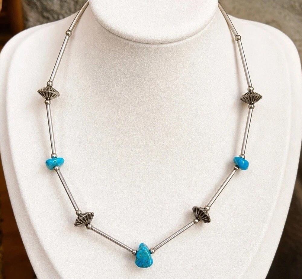 VTG Navajo Style Sterling Saucer Bead Turquoise Liquid Silver Necklace Southwest